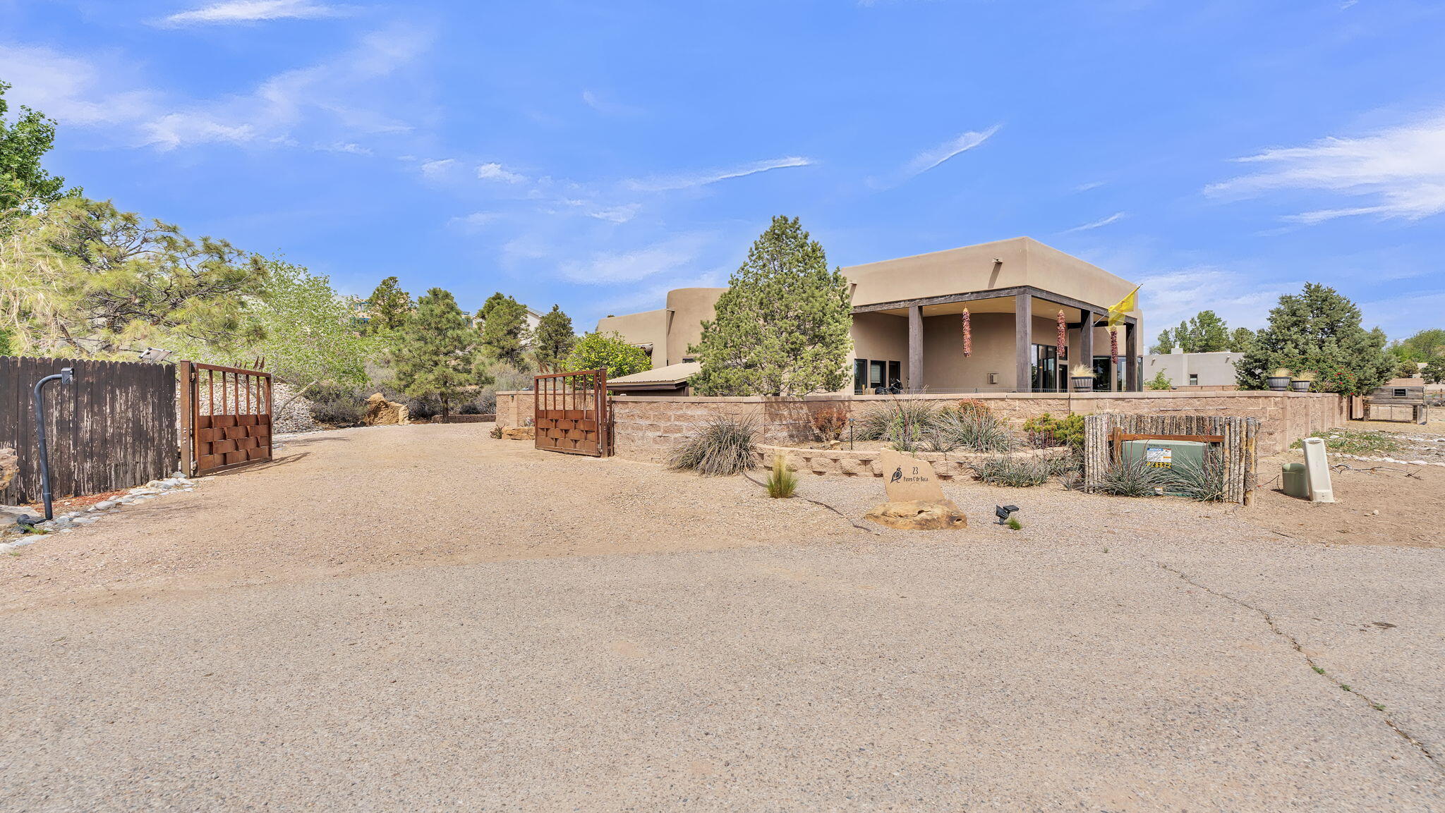 23 Paseo C'De Baca Road Corrales, NM 87048 - Photo 12 of 99 Gallery Image 12