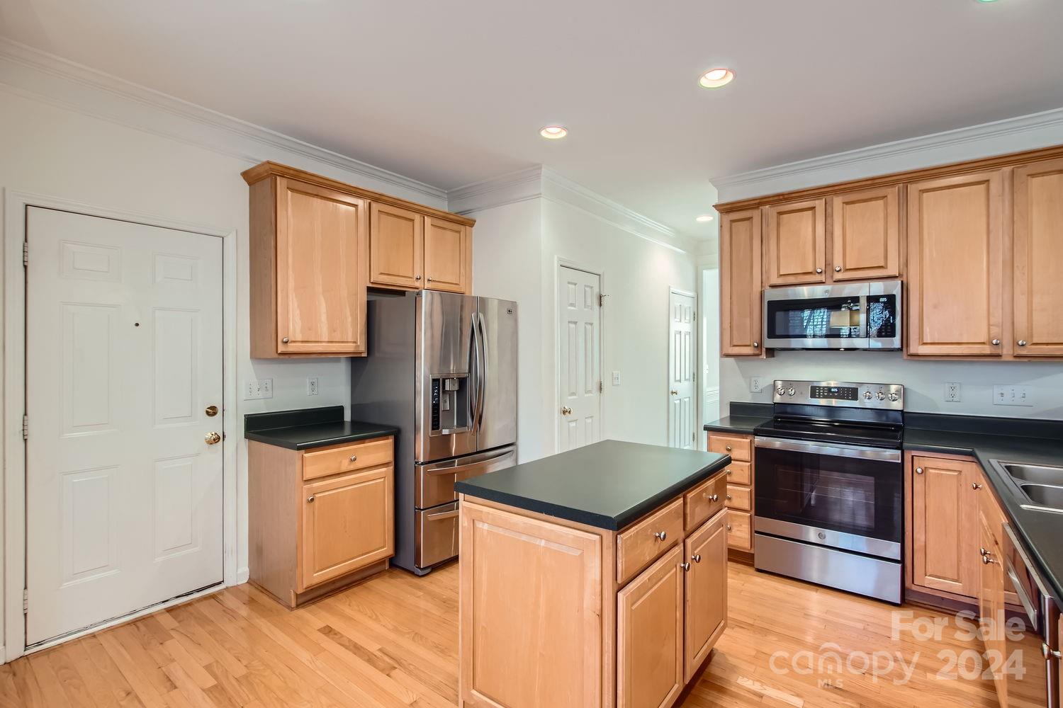 16822 Laureate Road Huntersville, NC 28078 - Photo 13 of 33 Gallery Image 13