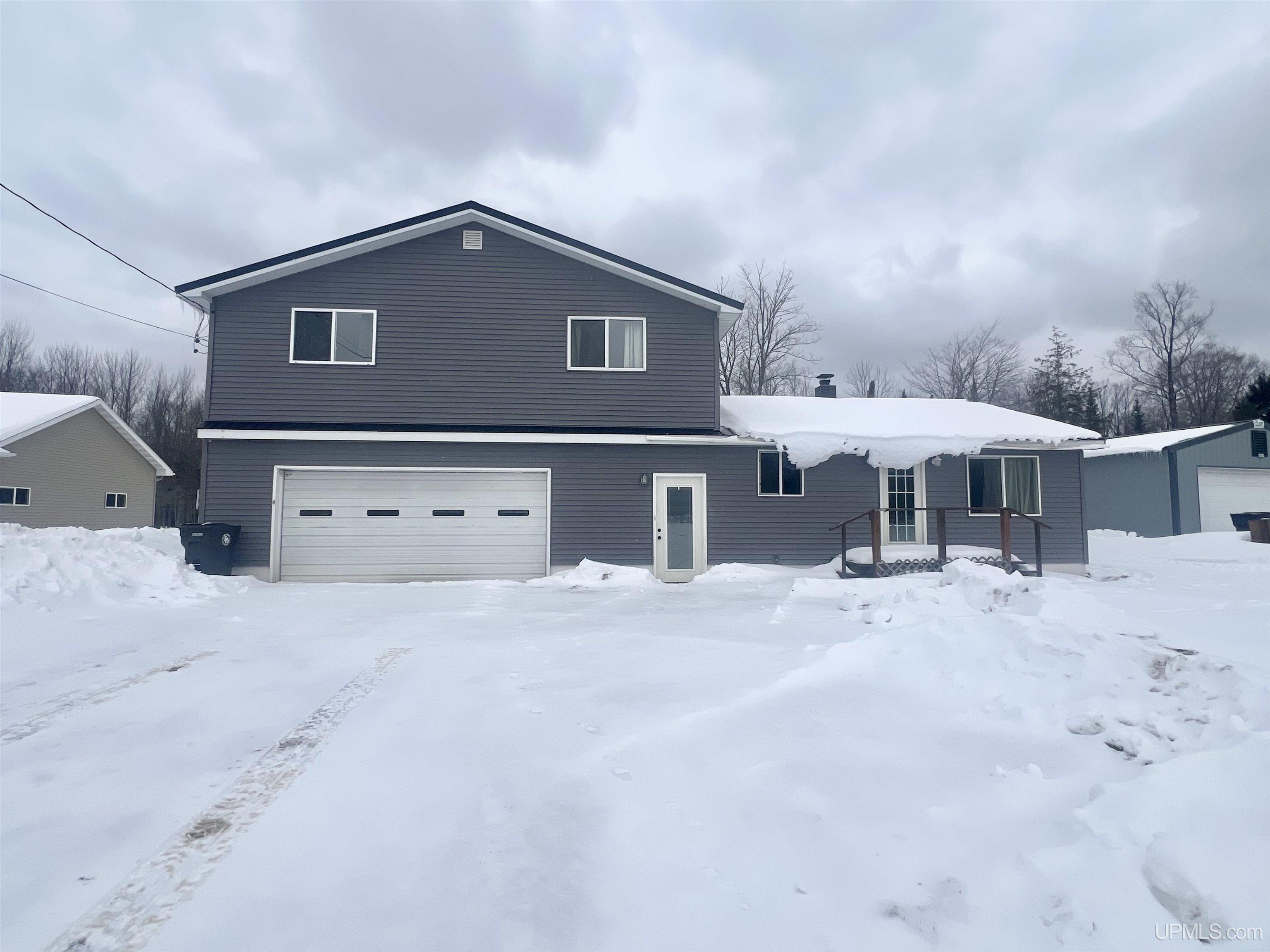 4237 M Road Escanaba, MI 49829 - Photo 18 of 18
