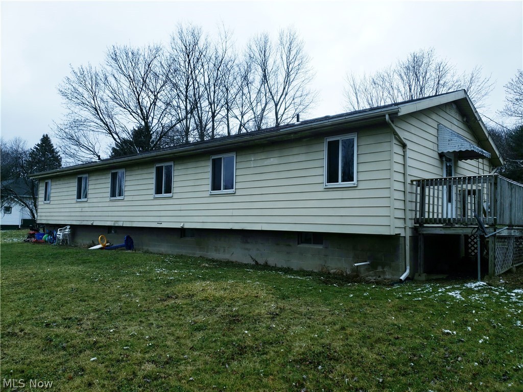 612-616 Griffith Road Akron, OH 44312 - Photo 12 of 12 BBQ Deck