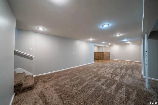 $199,900 | 1020 Mesa Drive, Peoria, IL 61607