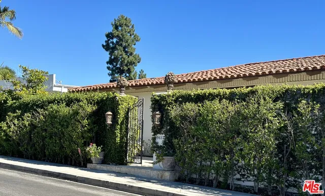 $11,900 | 9612 Arby Drive, Beverly Hills, CA 90210