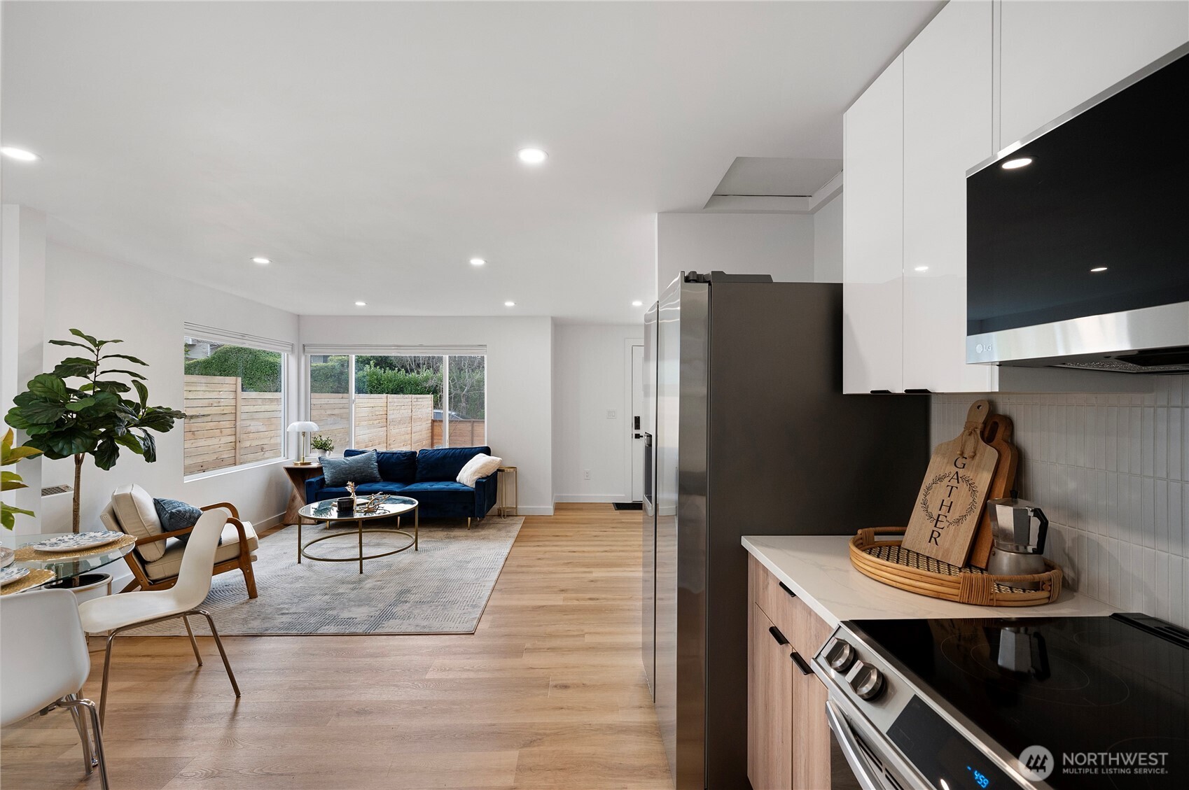 7106 32nd Avenue Southwest Seattle, WA 98126 - Photo 11 of 22