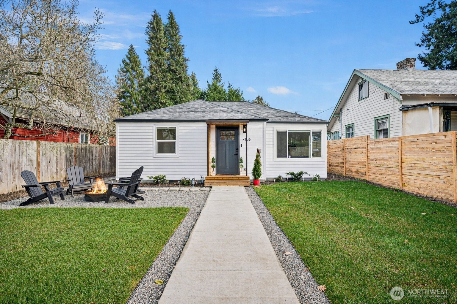 7106 32nd Avenue Southwest Seattle, WA 98126 - Photo 2 of 22