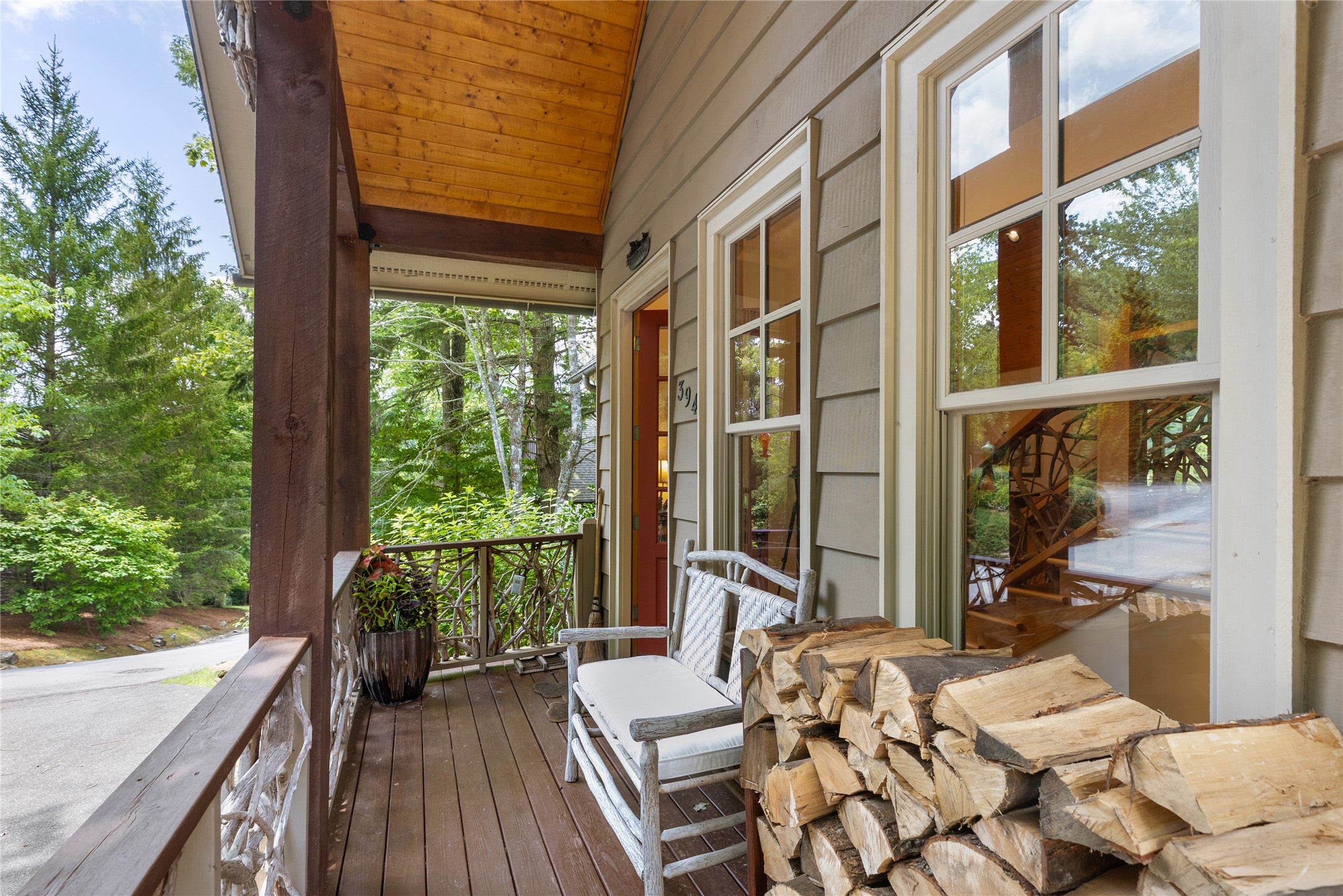 394 Rendezvous Ridge Cashiers, NC 28717 - Photo 13 of 100 Gallery Image 13