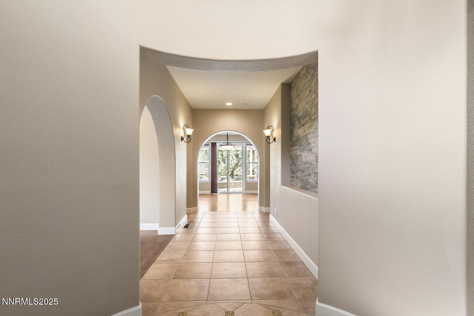 2971 Roundrock Court Reno, NV 89511 - Photo 13 of 32 002