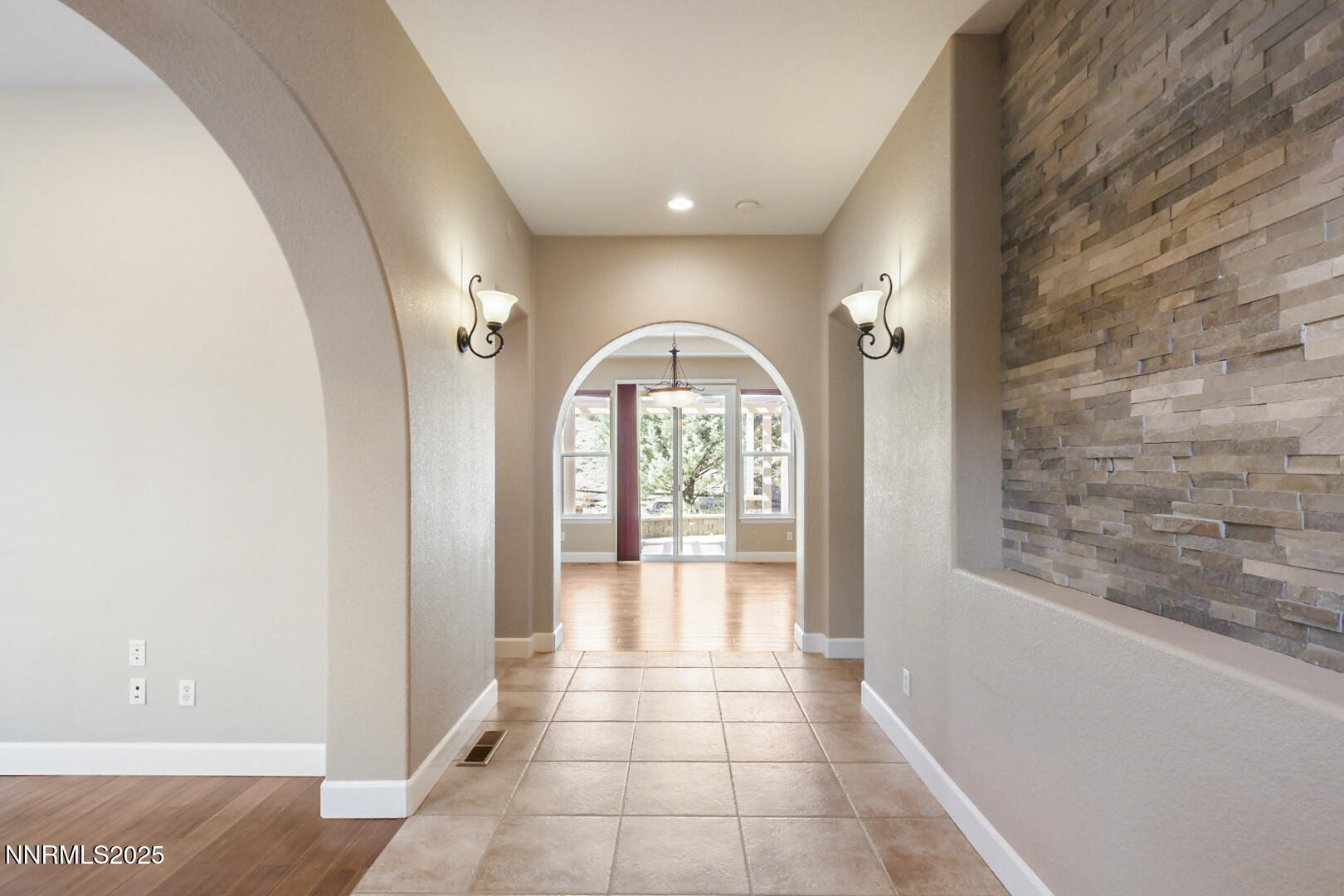 2971 Roundrock Court Reno, NV 89511 - Photo 14 of 32 003