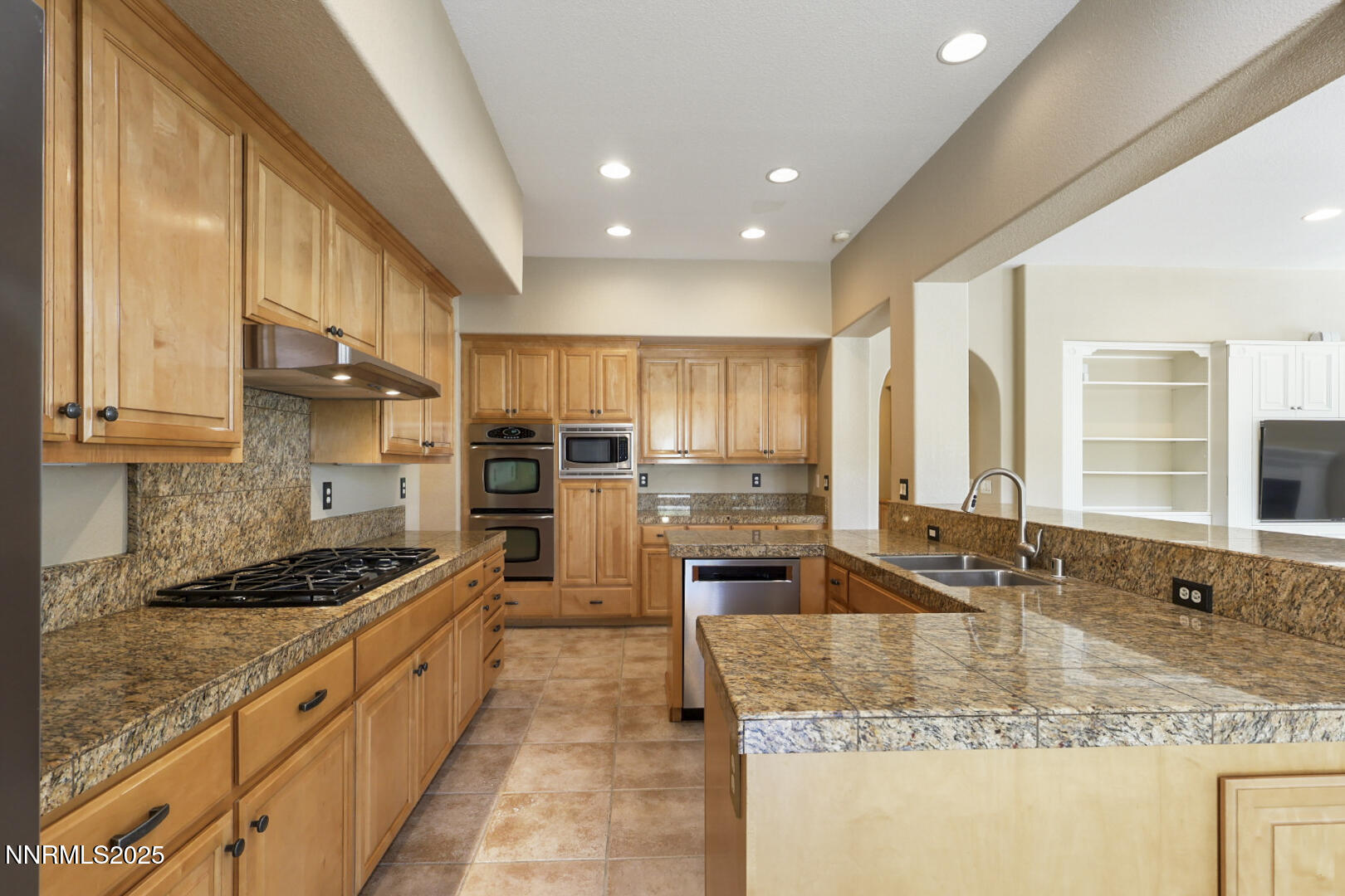 2971 Roundrock Court Reno, NV 89511 - Photo 20 of 32 IMG_1354 (1)