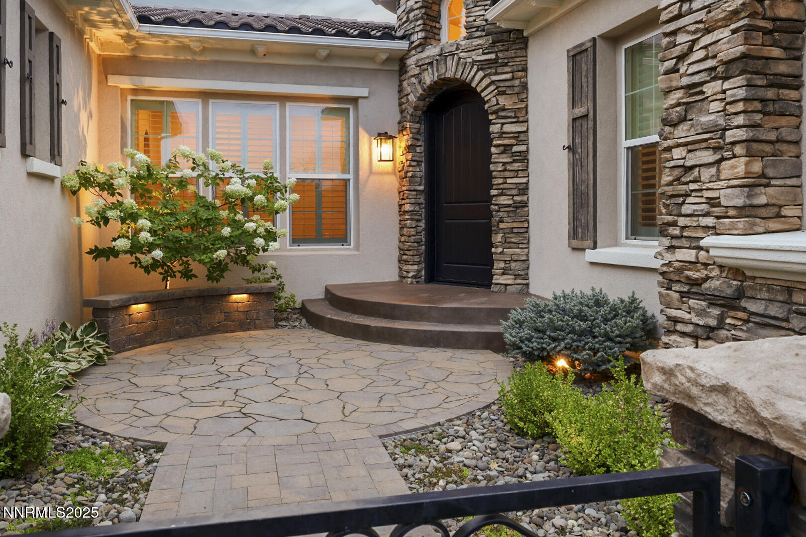 2971 Roundrock Court Reno, NV 89511 - Photo 5 of 32 IMG_1544 (1)