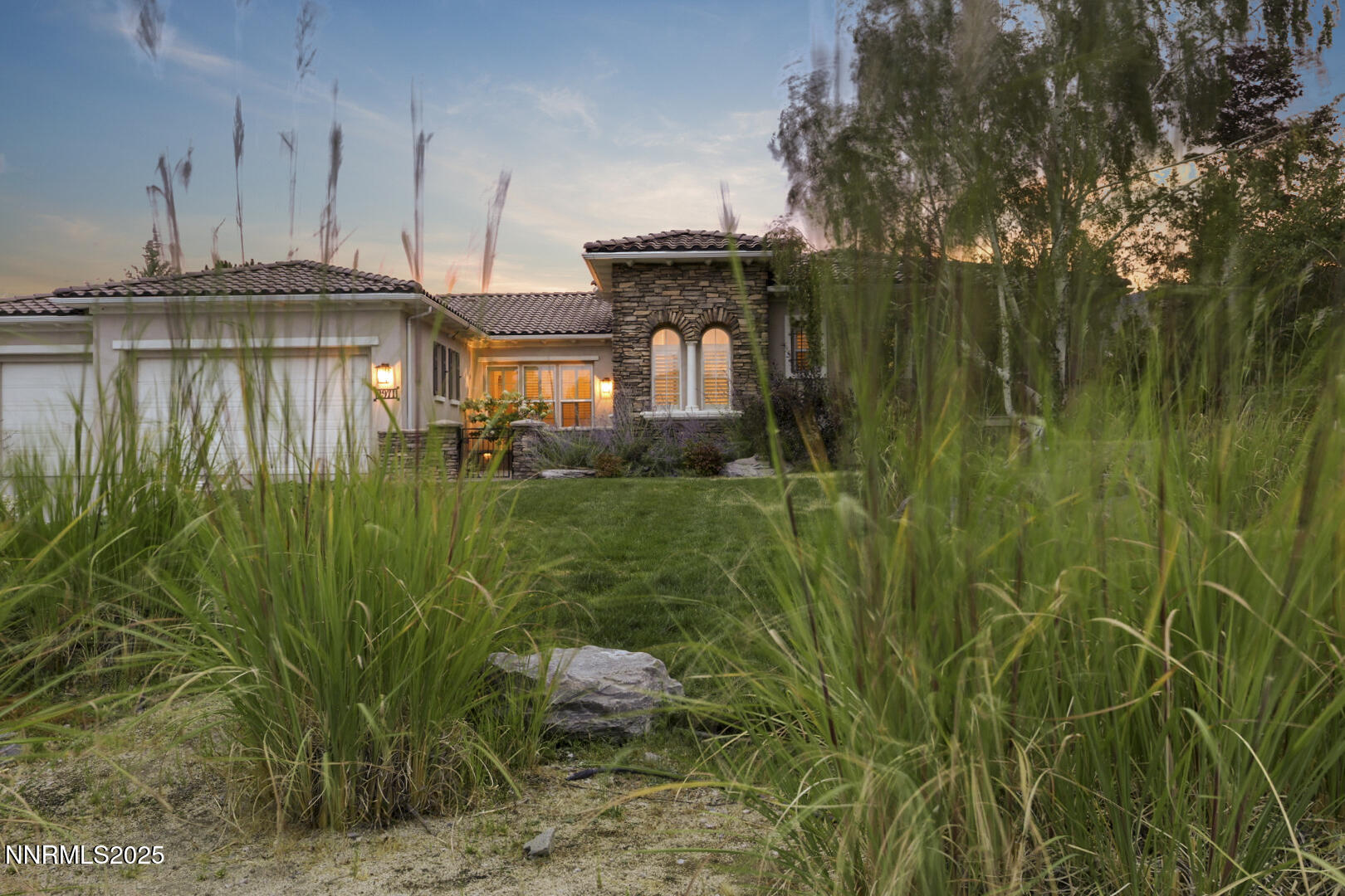 2971 Roundrock Court Reno, NV 89511 - Photo 8 of 32 IMG_1571 (1)