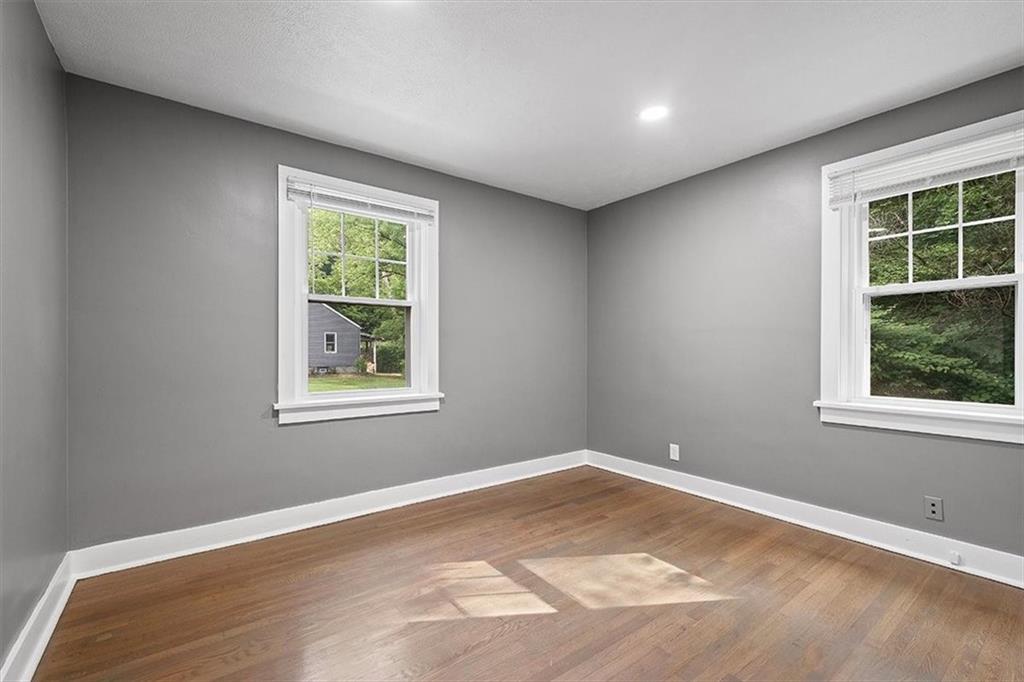 916 McNeilly Road Pittsburgh, PA 15226 - Photo 16 of 42 Gallery Image 16
