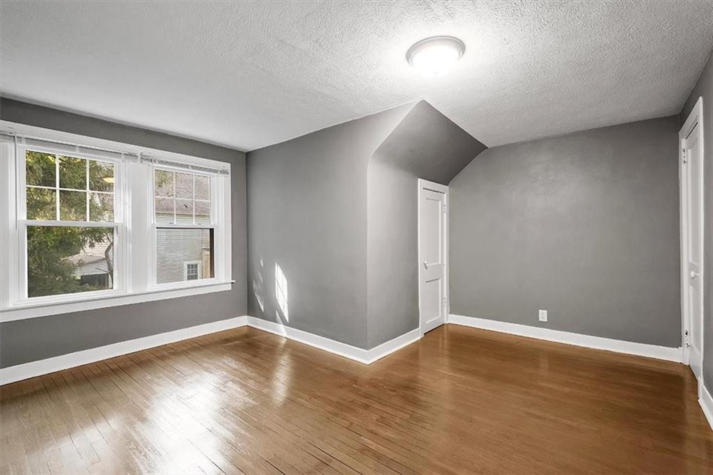 916 McNeilly Road Pittsburgh, PA 15226 - Photo 22 of 42 Gallery Image 22