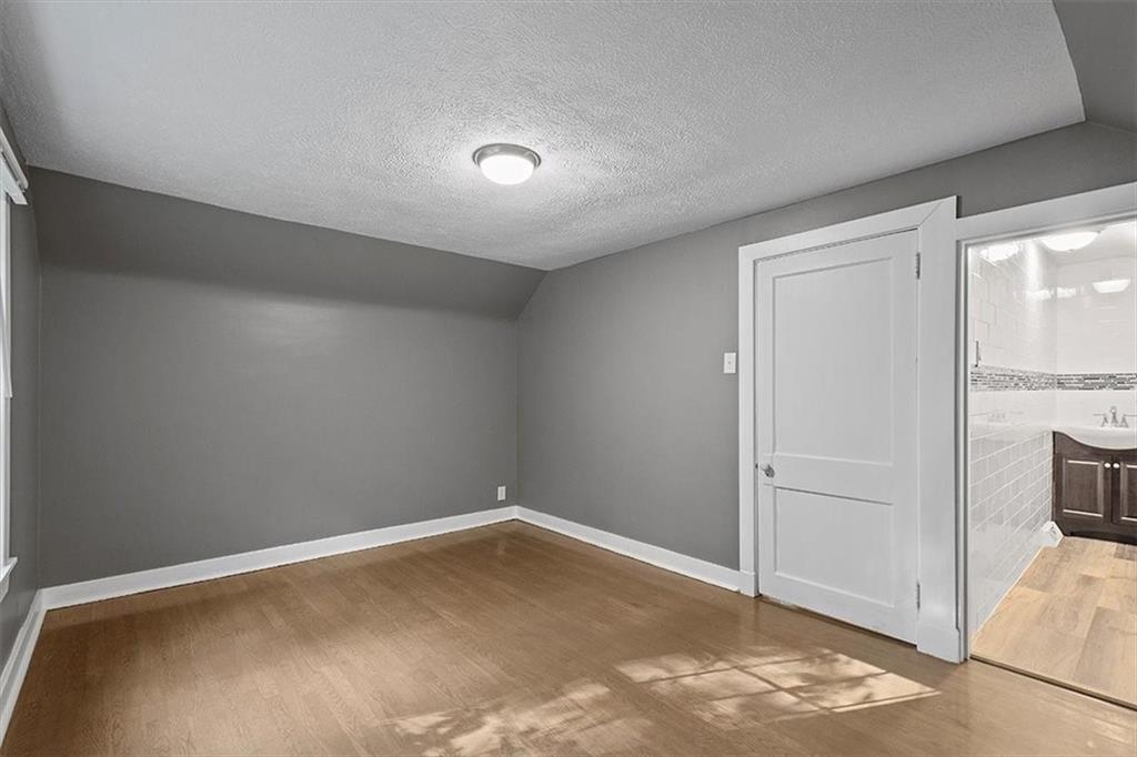 916 McNeilly Road Pittsburgh, PA 15226 - Photo 26 of 42 Gallery Image 26