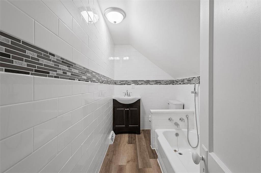 916 McNeilly Road Pittsburgh, PA 15226 - Photo 30 of 42 Gallery Image 30