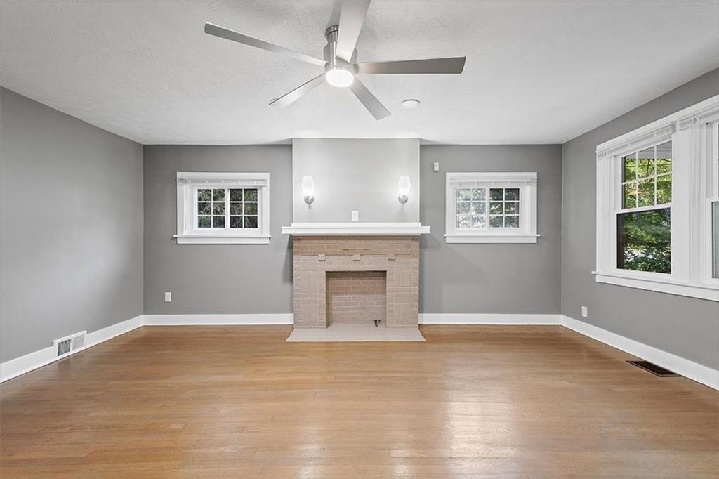 916 McNeilly Road Pittsburgh, PA 15226 - Photo 3 of 42 Gallery Image 3