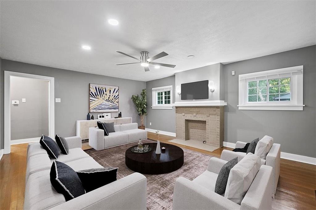 916 McNeilly Road Pittsburgh, PA 15226 - Photo 5 of 42 digitally staged photo