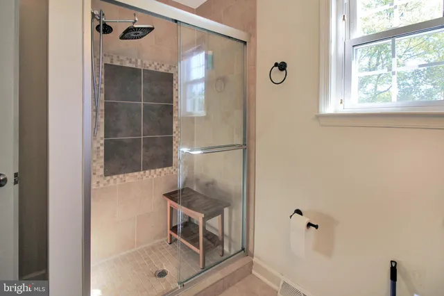 $675,000 | 107 David Lane, Lansdale, PA 19446