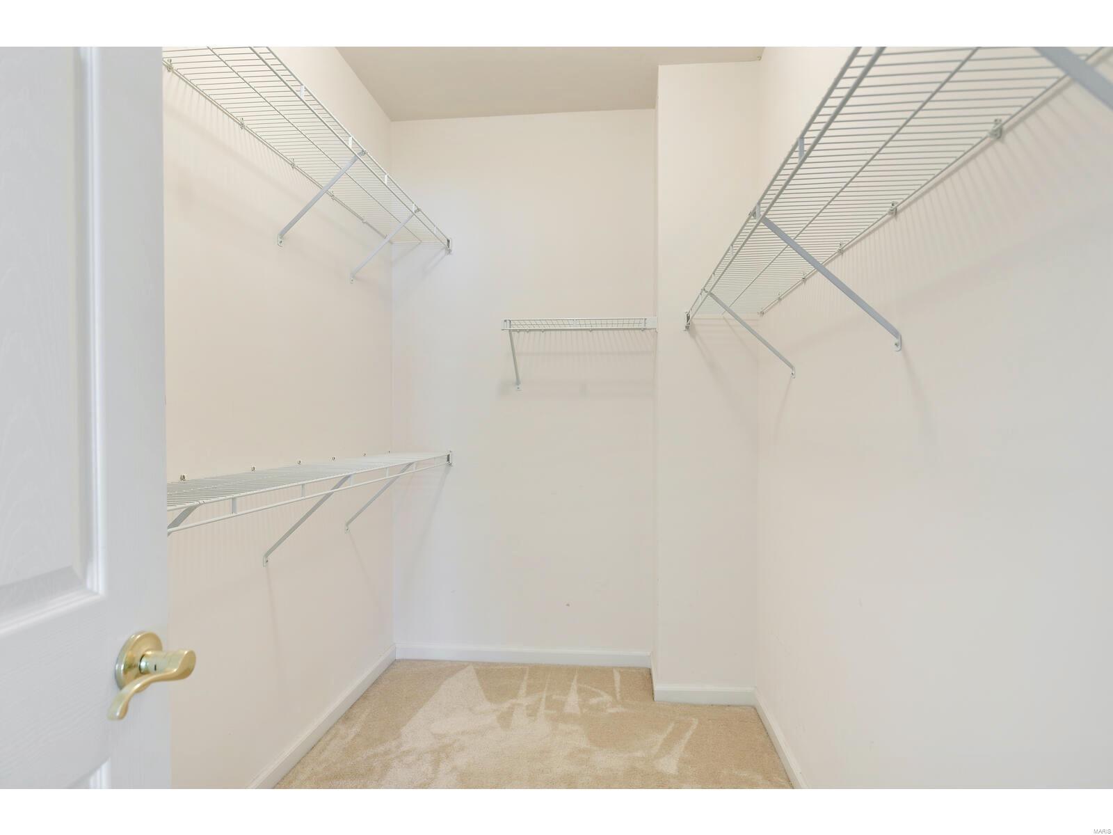 40 Bayswater Road St. Louis, MO 63128 - Photo 11 of 20 Gallery Image 11