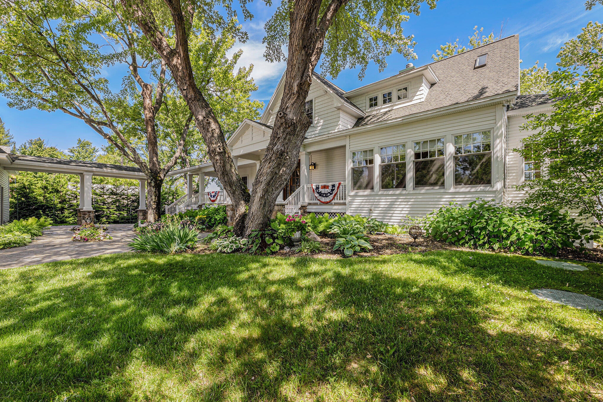 11284 Kings Point Road Alanson, MI 49706 - Photo 51 of 71 Gallery Image 51