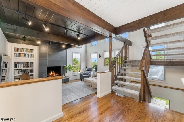 $1,090,000 | 70 Sidney School Road, Annandale, NJ 08801