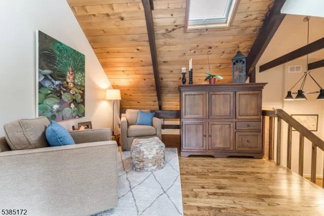 $1,090,000 | 70 Sidney School Road, Annandale, NJ 08801