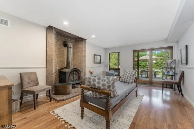 $1,090,000 | 70 Sidney School Road, Annandale, NJ 08801