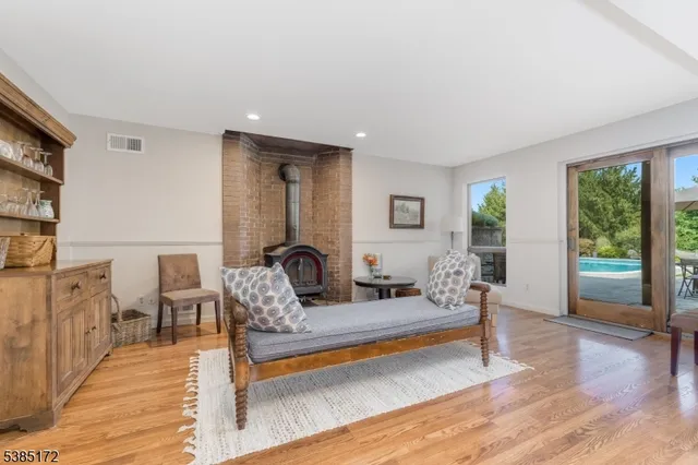 $1,090,000 | 70 Sidney School Road, Annandale, NJ 08801