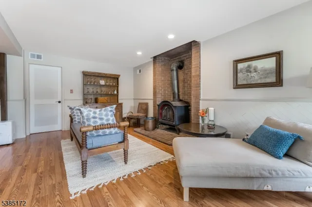 $1,090,000 | 70 Sidney School Road, Annandale, NJ 08801