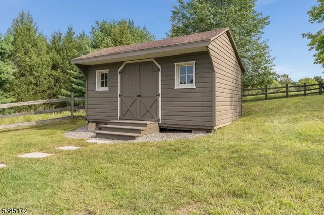 $1,090,000 | 70 Sidney School Road, Annandale, NJ 08801