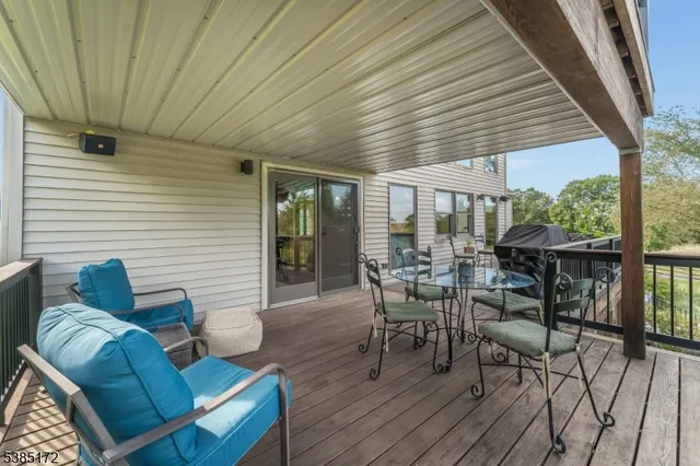 $1,090,000 | 70 Sidney School Road, Annandale, NJ 08801