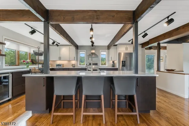 $1,090,000 | 70 Sidney School Road, Annandale, NJ 08801