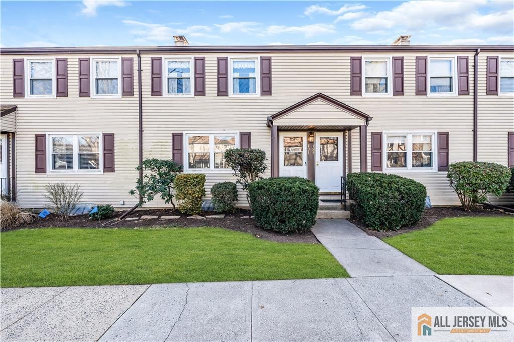 191 Rose Street Metuchen, NJ 08840 - Photo 4 of 20 a view of a house with a yard