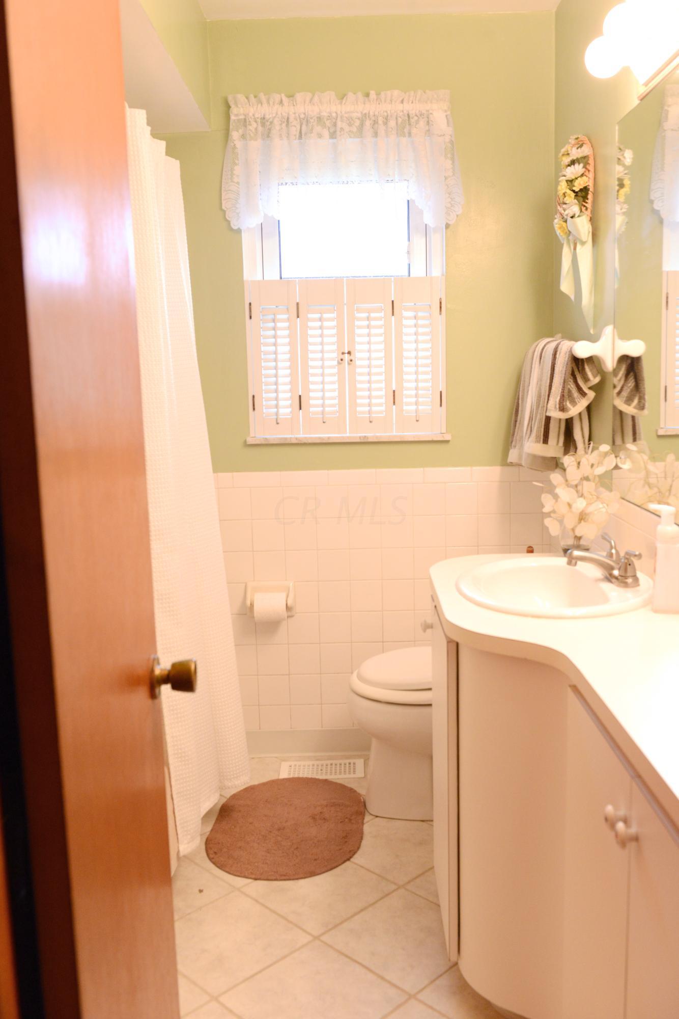 115 South Hamilton Road Columbus, OH 43213 - Photo 19 of 51