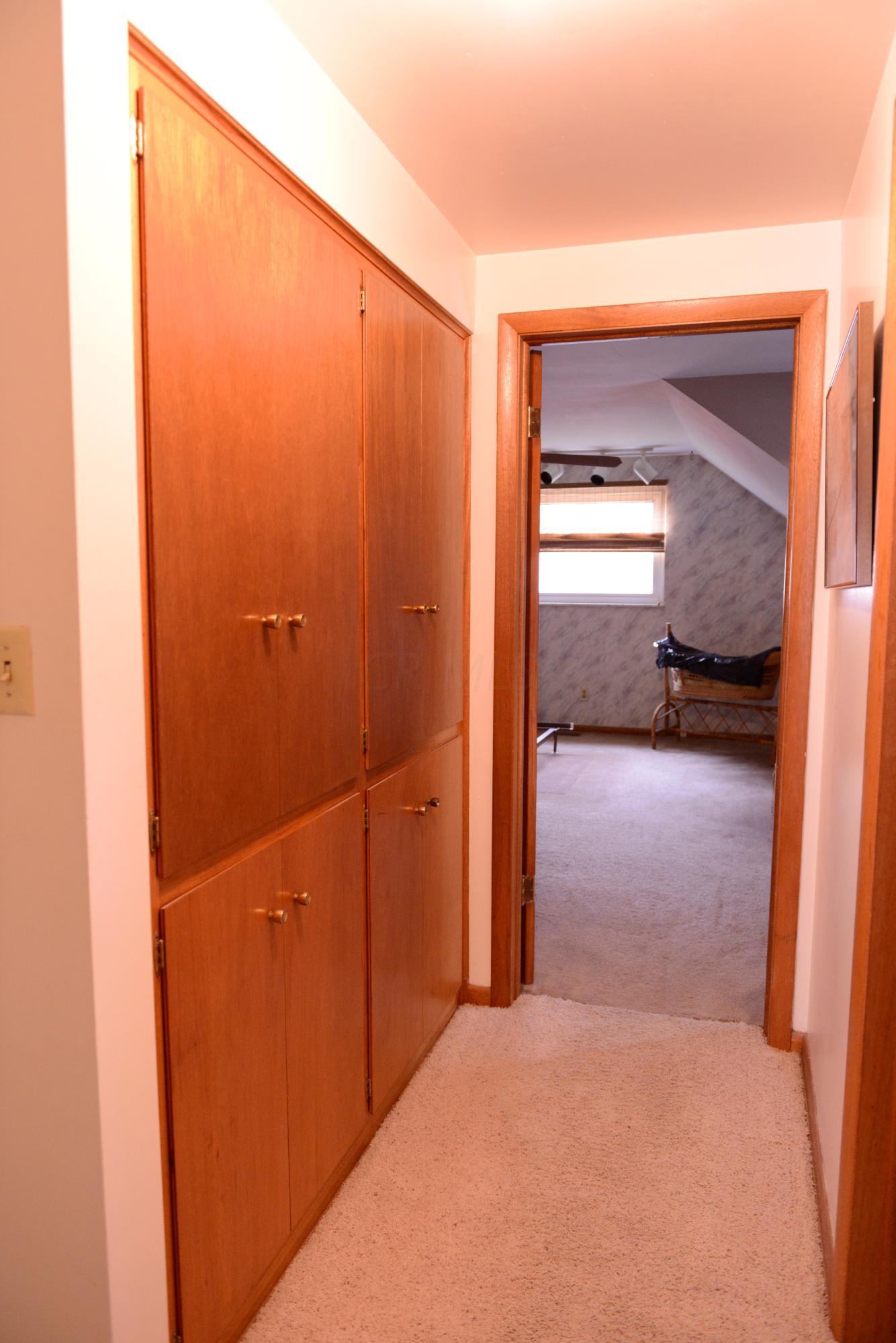 115 South Hamilton Road Columbus, OH 43213 - Photo 27 of 51