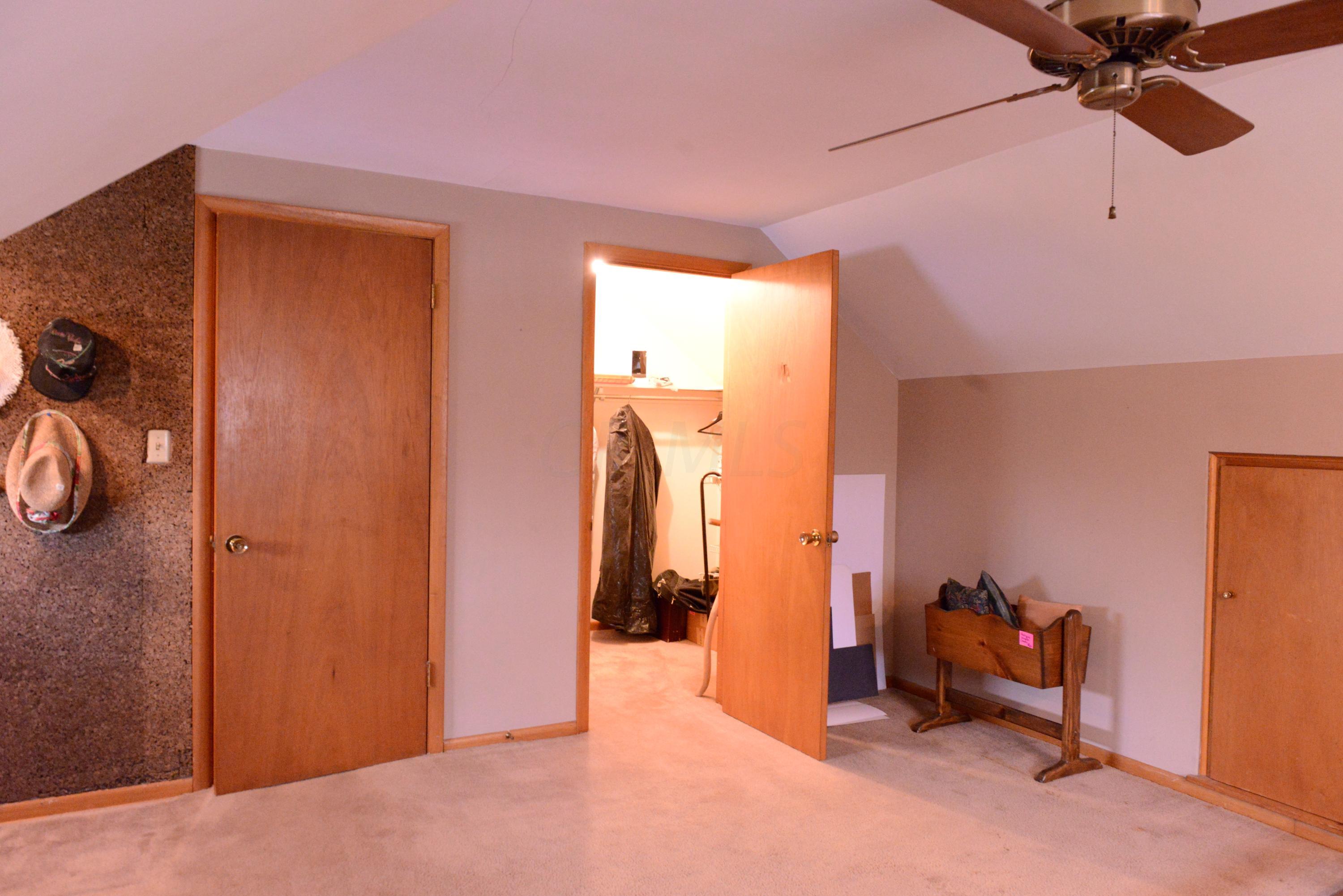 115 South Hamilton Road Columbus, OH 43213 - Photo 28 of 51