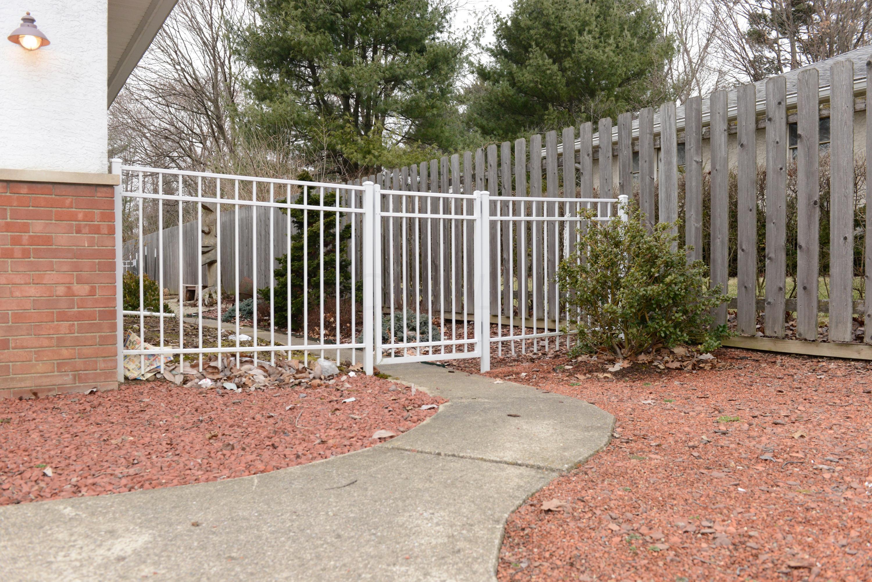 115 South Hamilton Road Columbus, OH 43213 - Photo 45 of 51