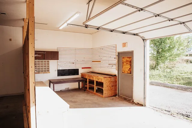 $4,400 | 2037 Fort Campbell Boulevard, Clarksville, TN 37042