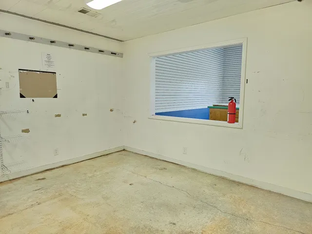 a view of empty room