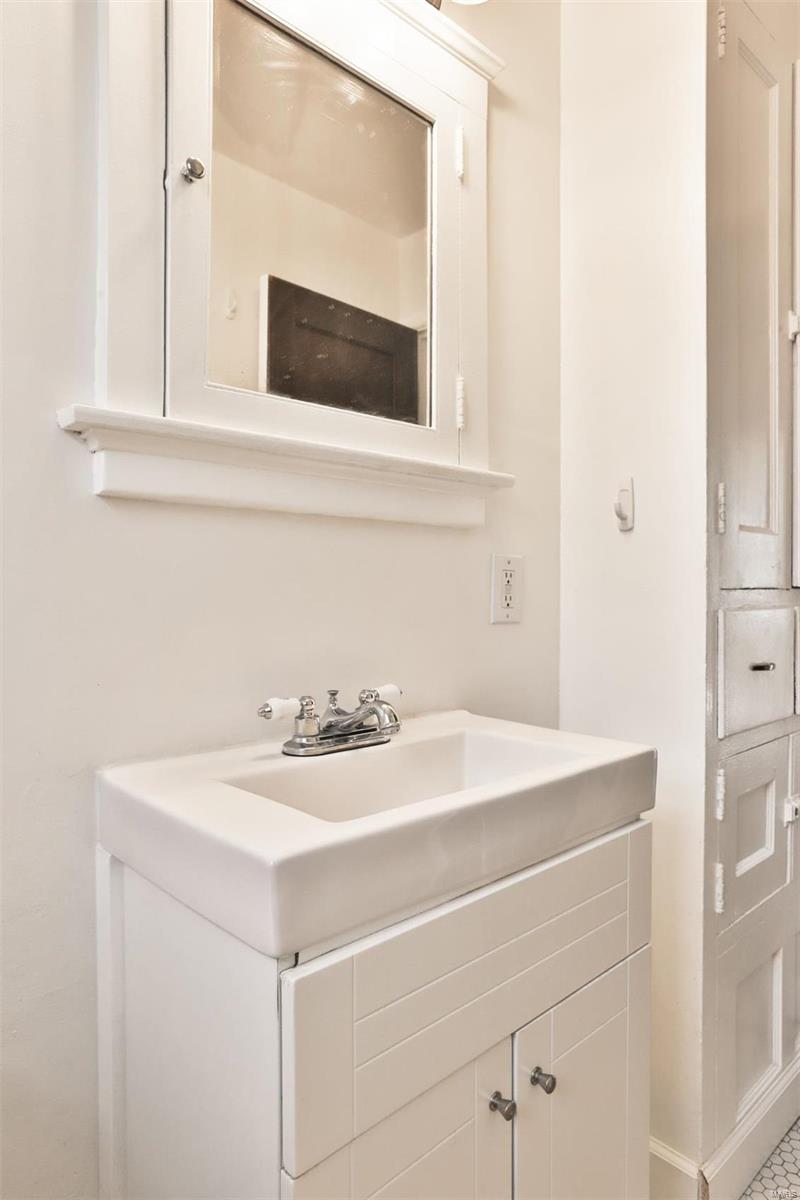 6503 Morgan Ford Road St. Louis, MO 63116 - Photo 22 of 44 Gallery Image 22