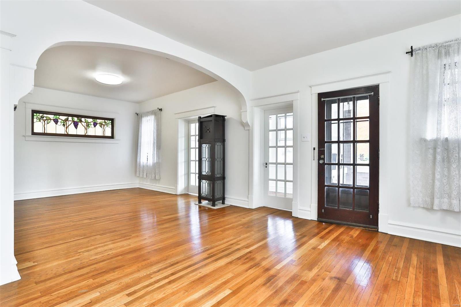 6503 Morgan Ford Road St. Louis, MO 63116 - Photo 8 of 44 Gallery Image 8