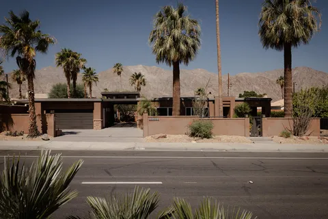 $950,000 | 52883 Eisenhower Drive, La Quinta, CA 92253