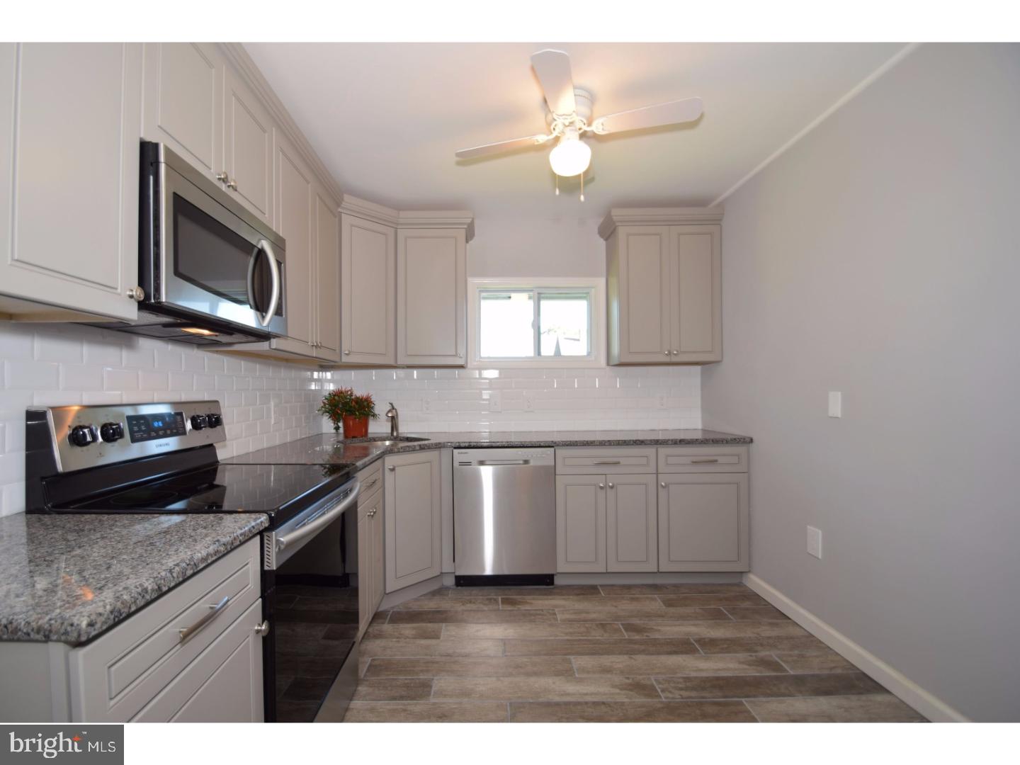 9 Geranium Road Levittown, PA 19057 - Photo 6 of 14 Kitchen