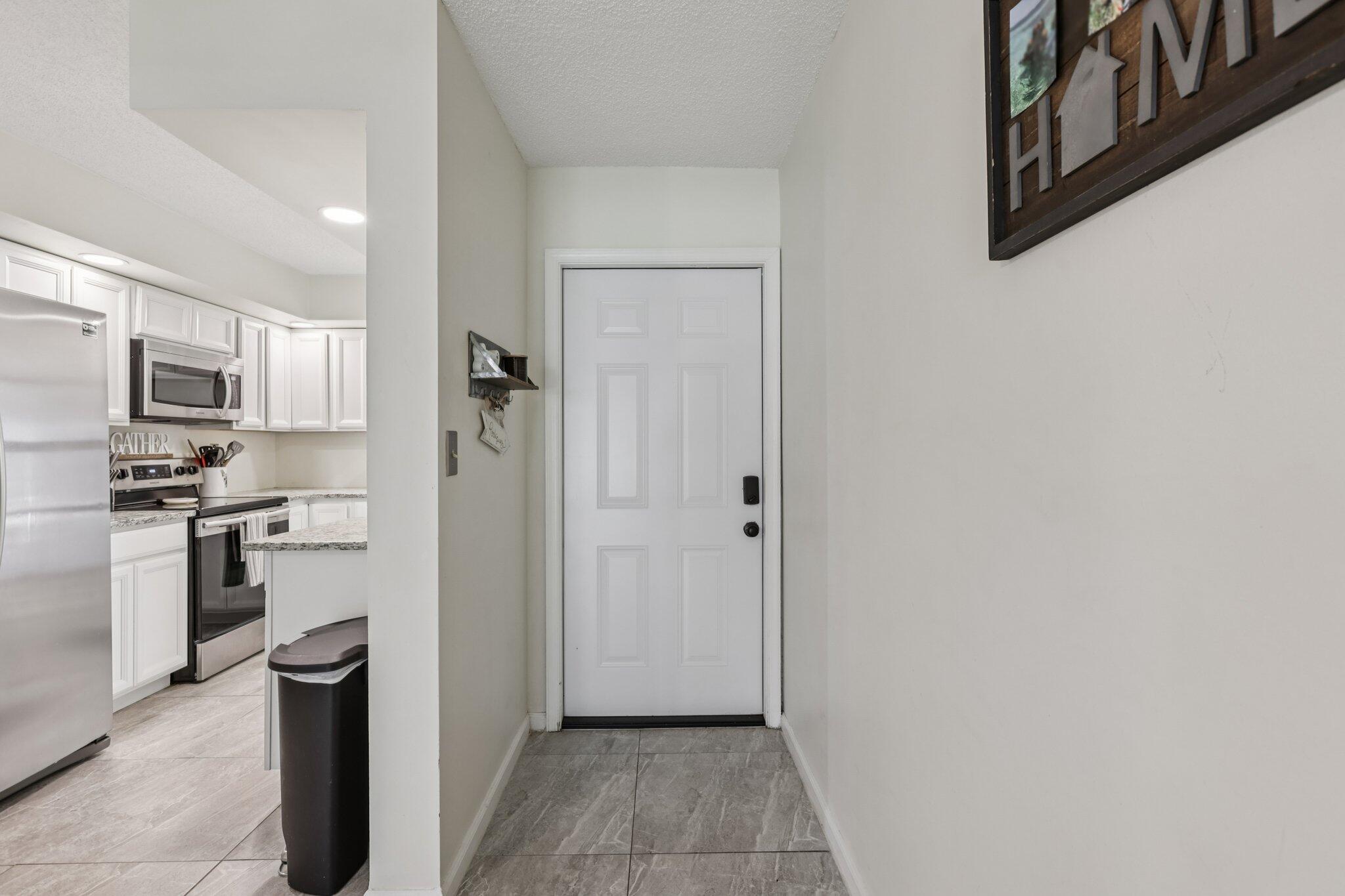 301 Olivewood Place, Unit 130 Boca Raton, FL 33431 - Photo 6 of 72 38-web-or-mls-- 301 Olivewood Pl o130-S1