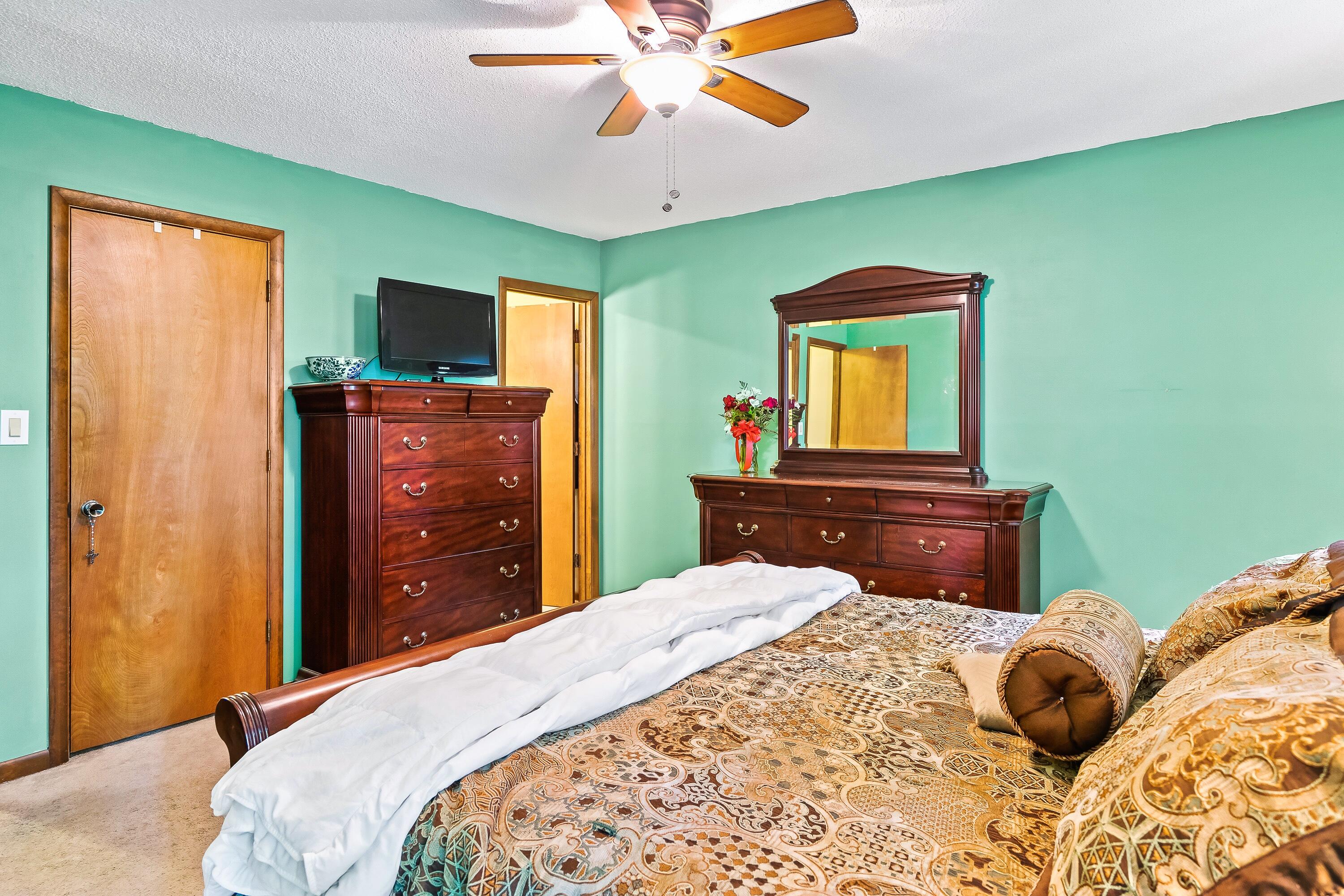 126 Hazleton Lane Oak Ridge, TN 37830 - Photo 12 of 27 126H-12