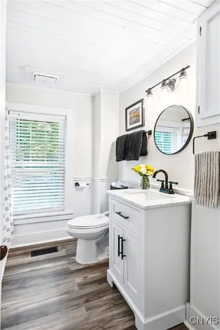 $399,900 | 1909 Rose Hill Road, Skaneateles, NY 13152