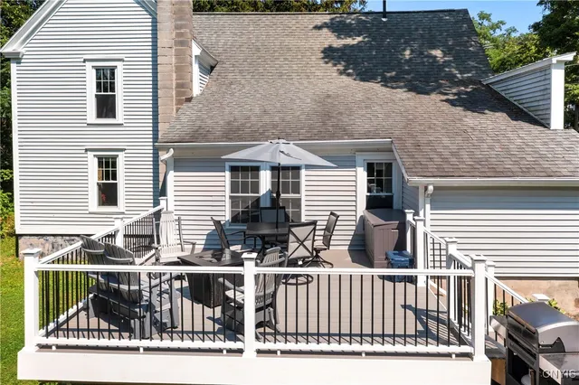 $399,900 | 1909 Rose Hill Road, Skaneateles, NY 13152