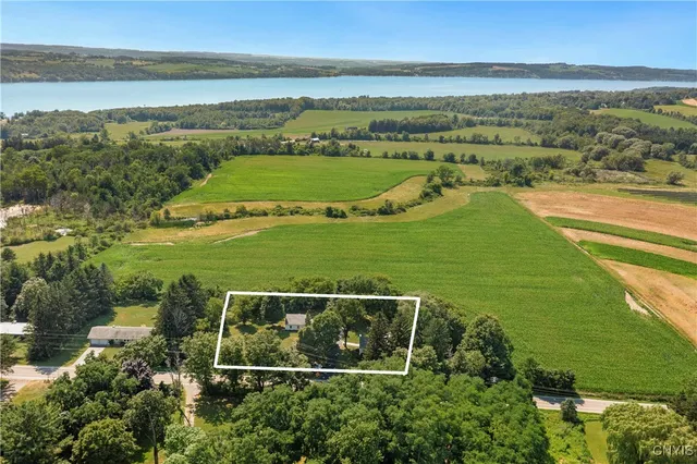 $399,900 | 1909 Rose Hill Road, Skaneateles, NY 13152