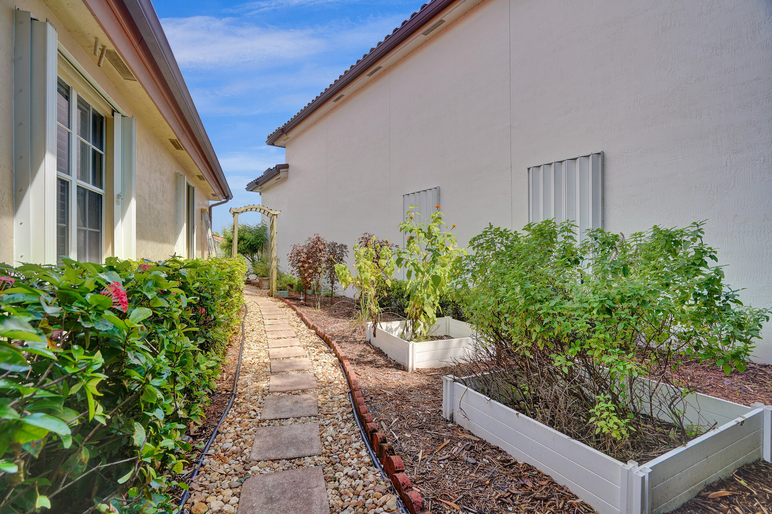 6253 Northwest 23rd Road Boca Raton, FL 33434 - Photo 49 of 121 Side of the House