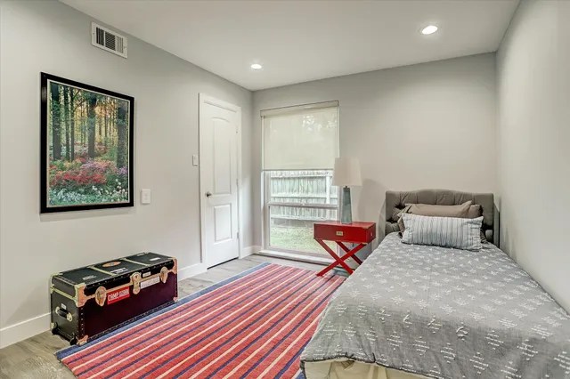 $4,950 | 1101 Guinea Drive, Houston, TX 77055