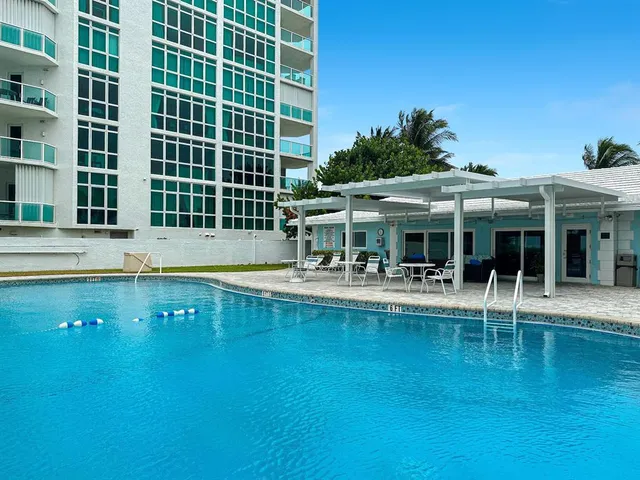 $636,000 | 1431 South Ocean Boulevard, Unit 28, Lauderdale-by-the-Sea, FL 33062